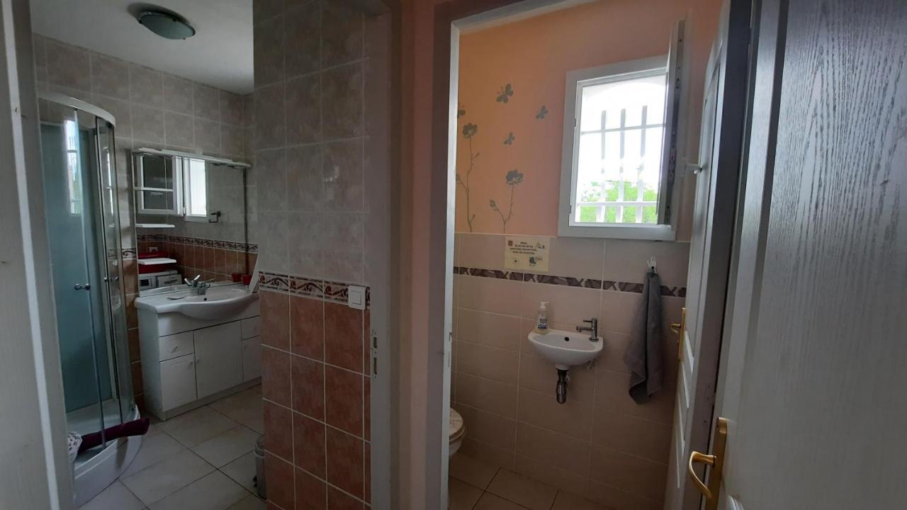 Lenga Doc Villa Prades-sur-Vernazobre Exterior photo